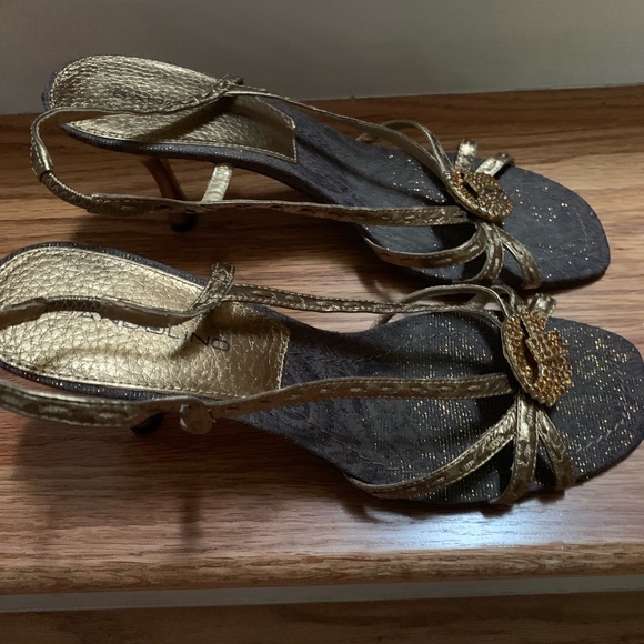 Bandolino leather gold heels - Picture 4 of 5